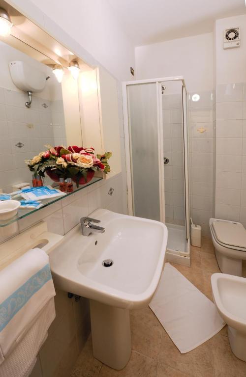 Hotel Amalfitana Pisa Camera foto