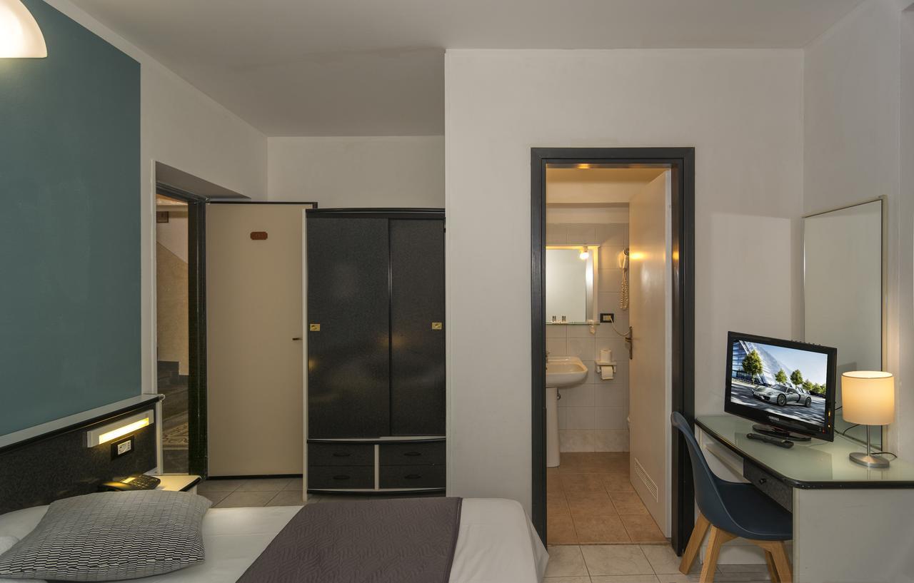 Hotel Amalfitana Pisa Esterno foto