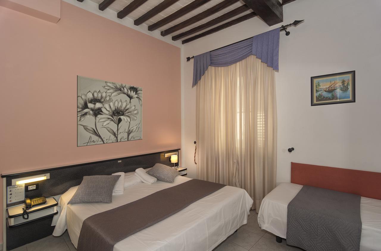 Hotel Amalfitana Pisa Esterno foto