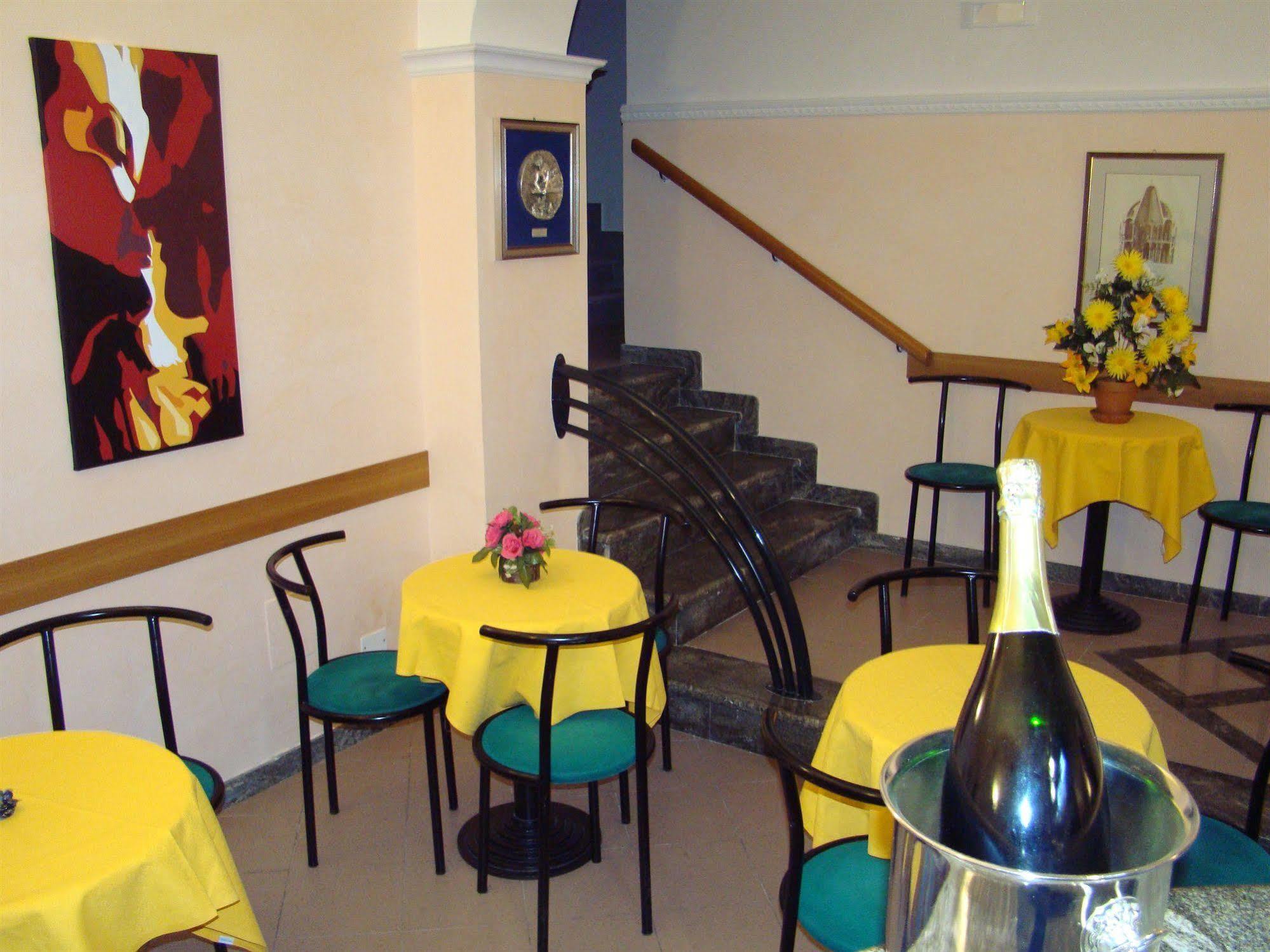 Hotel Amalfitana Pisa Esterno foto